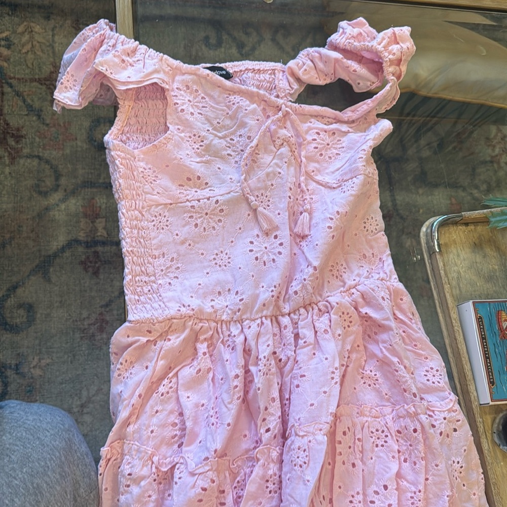 Smalll JS CS flutter tiered eyelet dress in pink